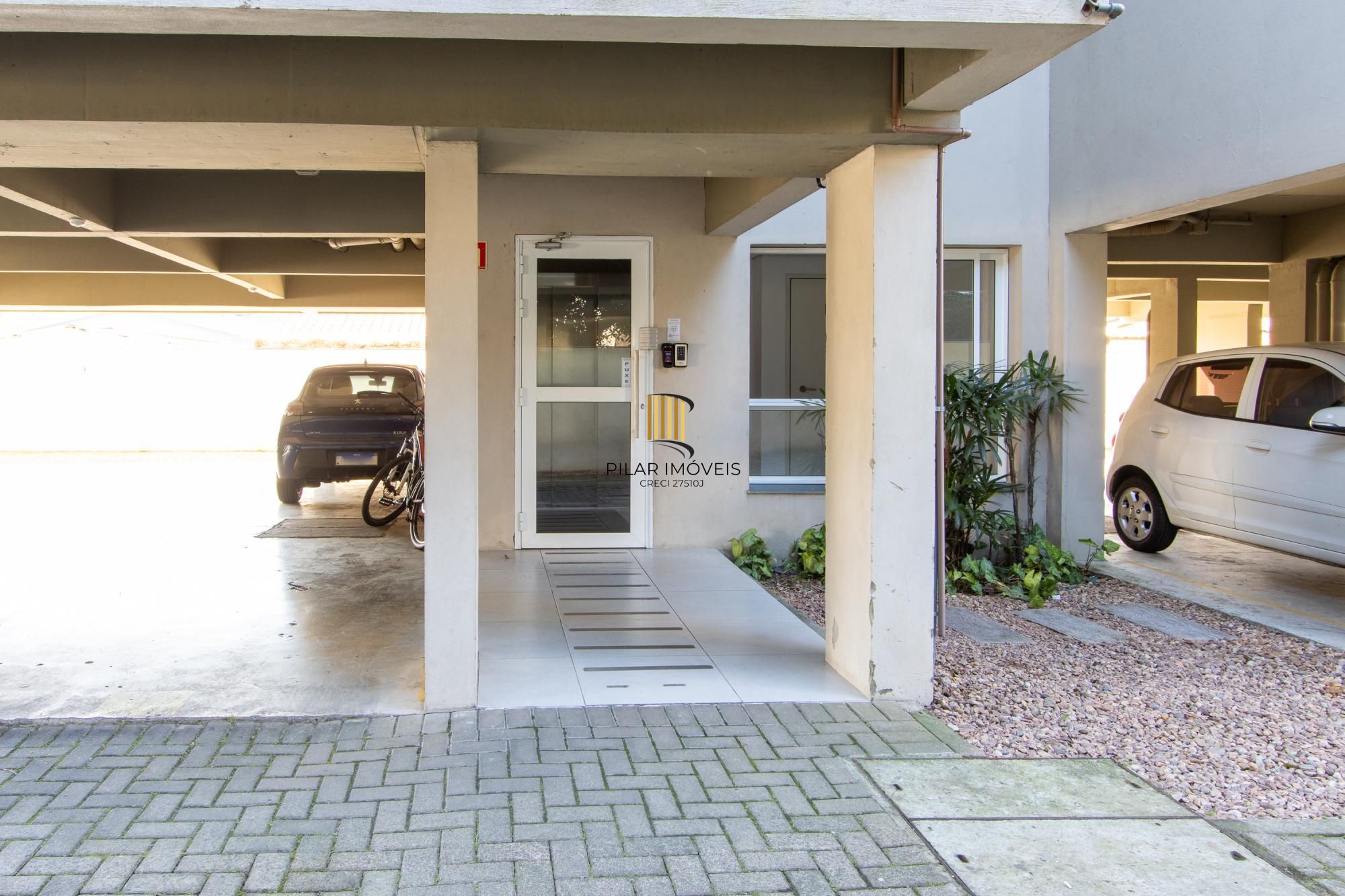 Apartamento 2 dormitórios no bairro Ipanema