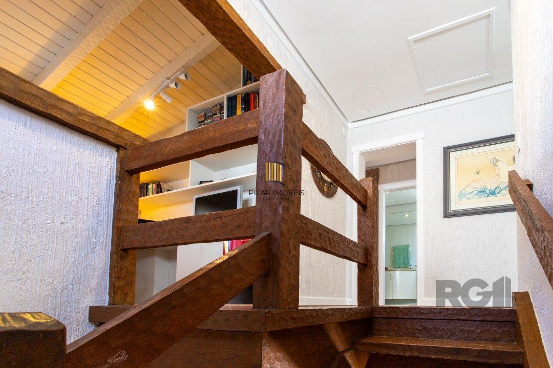 Casa para venda - 321m² - 4 suítes - Chapéu do Sol
