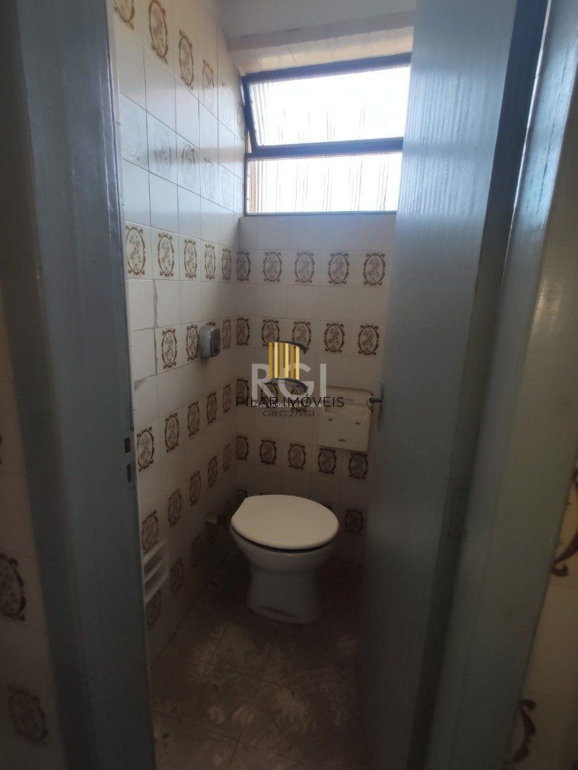 Conjunto/Sala para Venda - 30.35m², 0 dormitórios, Cohab C