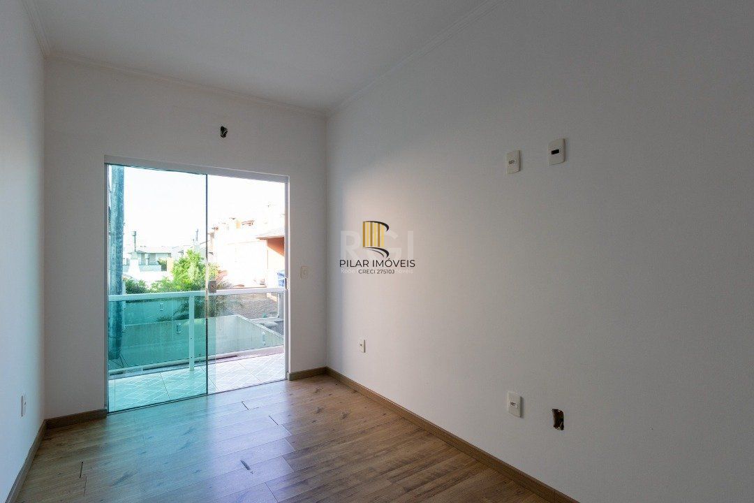 Casa para Venda - 178.4m², 3 dormitórios, sendo 1 suites, 2 vagas - Hípica