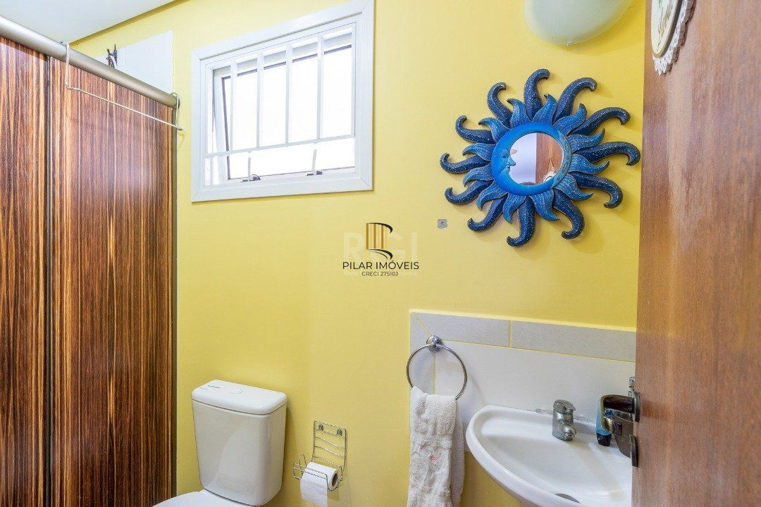 Casa para Venda - 342m², 3 dormitórios, sendo 2 suites, 2 vagas - Espírito Santo