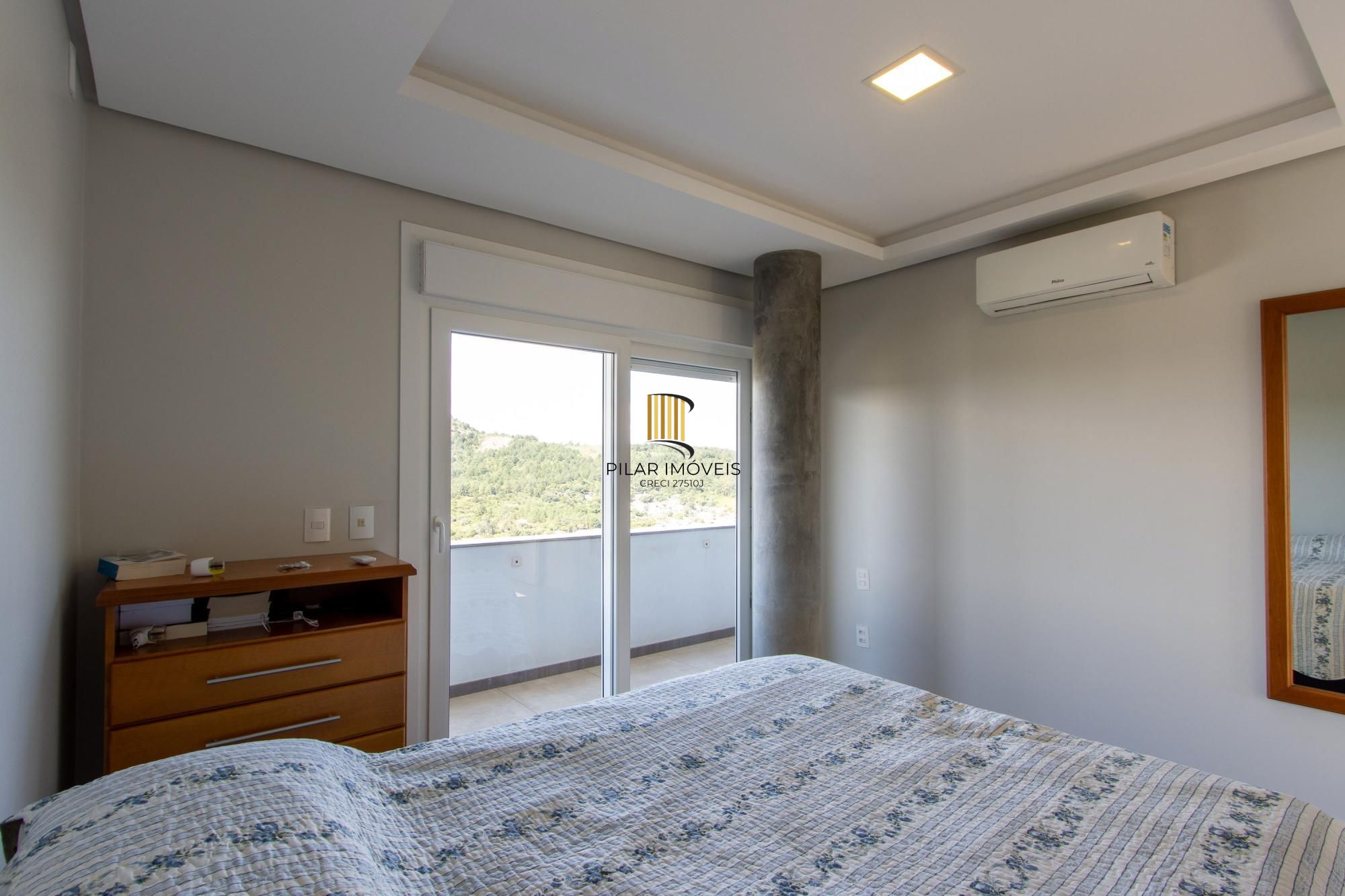 Luxuosa Casa em Condomínio de Alto Padrão com vista para Guaiba