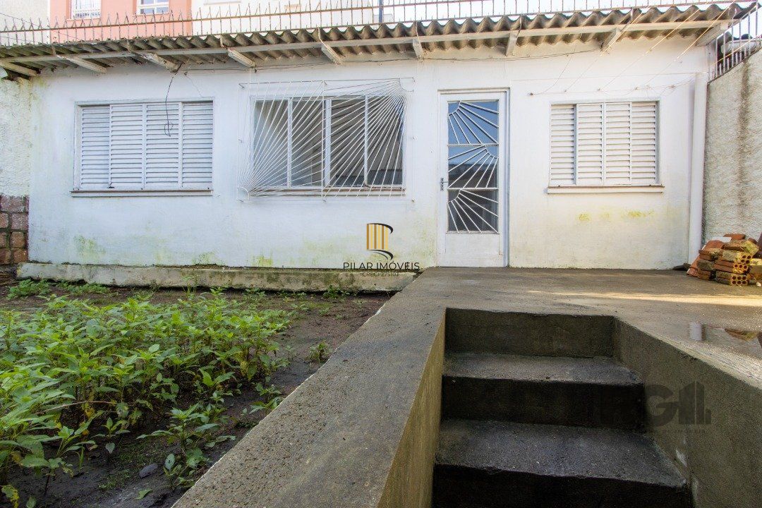 Casa 3 dormitórios no bairro Tristeza