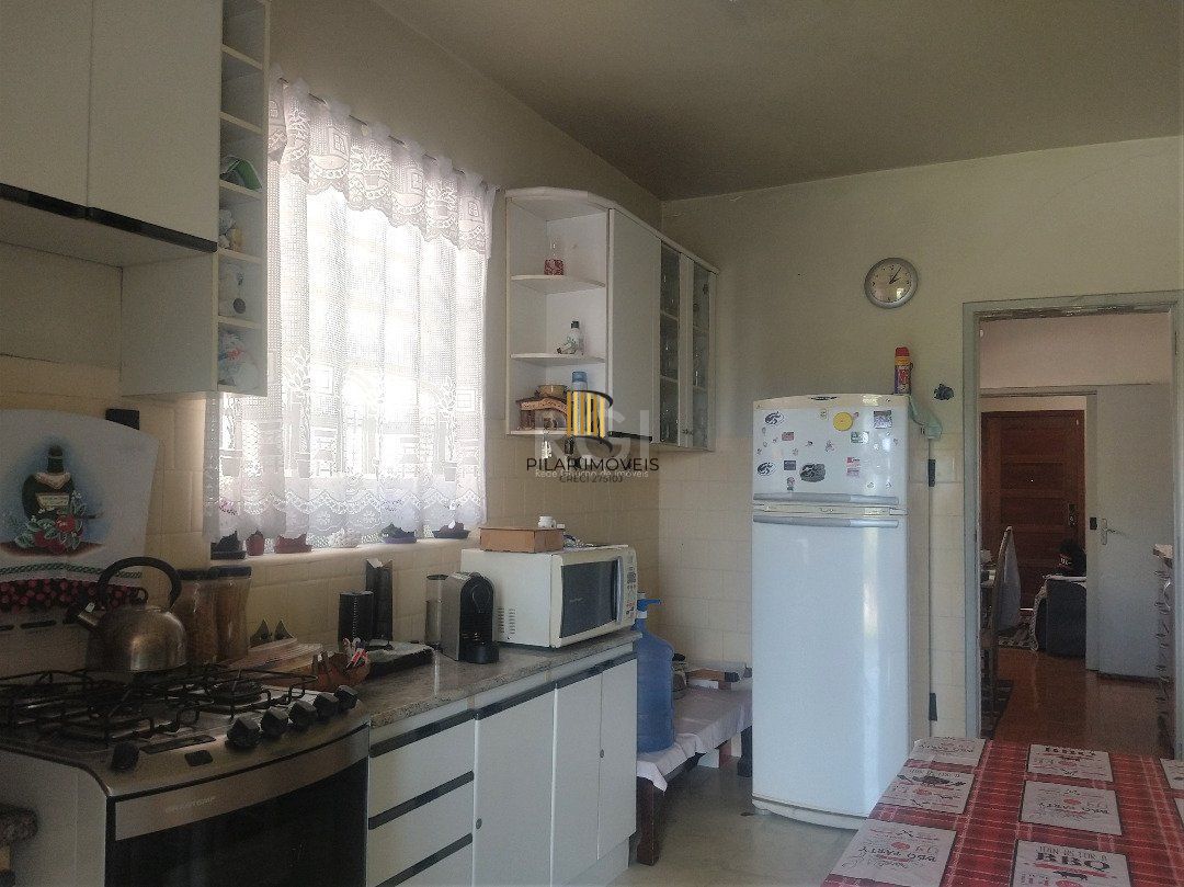 Casa para Venda - 84.96m², 3 dormitórios, 6 vagas - Camaquã