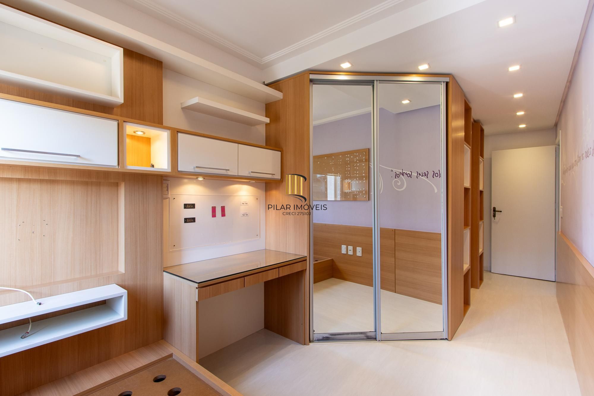Casa com 4 dormitórios no Espírito santo