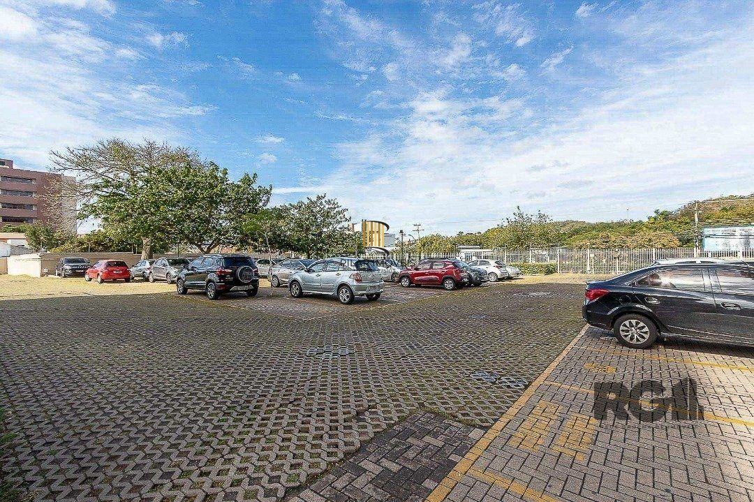 Apartamento 3 dormitórios no bairro Camaquã