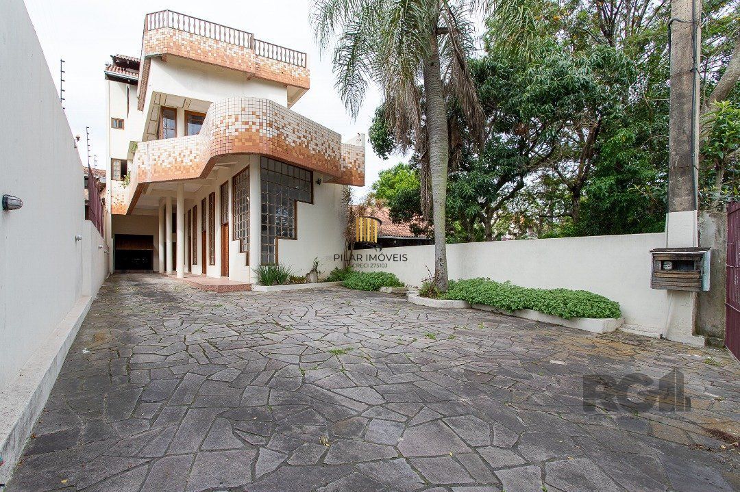 Prédio Comercial no bairro Pedra Redonda
