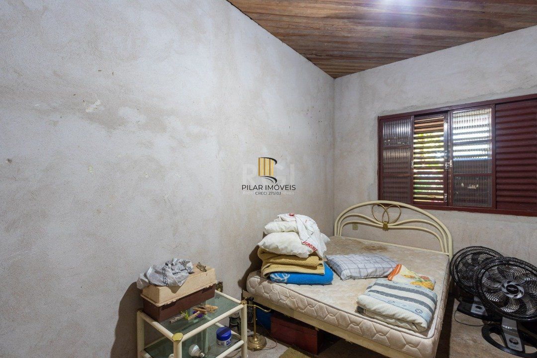 Casa para Venda - 2200m², 3 dormitórios, Lomba do Pinheiro