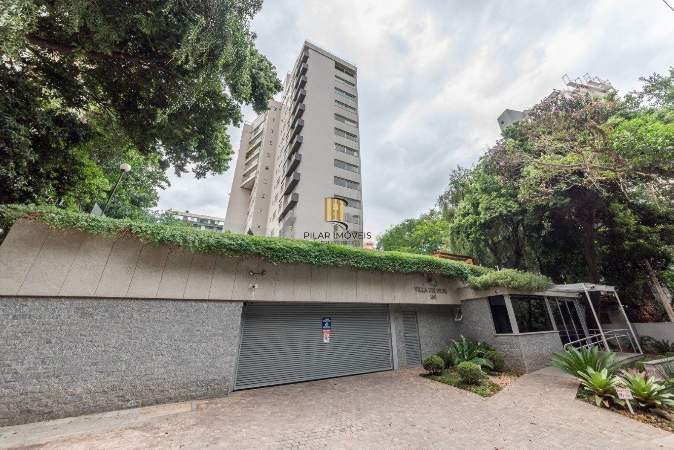Apartamento Garden com 132m² e 3 dormitórios, 1 suíte, 3 vagas