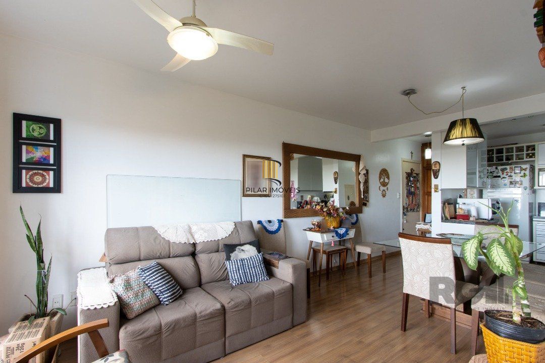 Apartamento 3 quartos, 2 banheiros, 1 vaga, condomínio com infra - Bairro Cristal