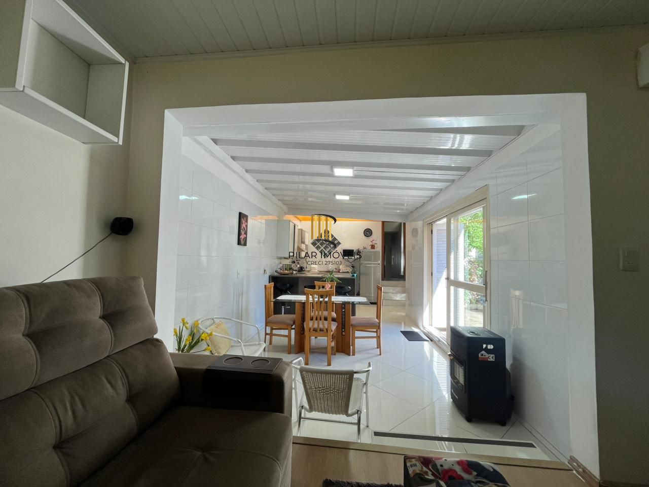 Linda casa à venda no bairro Azenha!!!