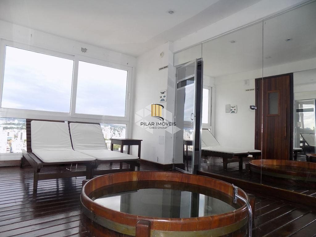 Loft a venda 1 dormitório mobiliado com 1 vaga de garagem / Lima e Silva