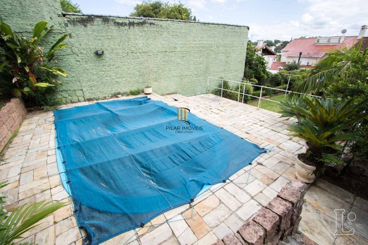 Casa para Venda - 416.89m², 4 dormitórios, sendo 1 suites, 5 vagas - Tristeza
