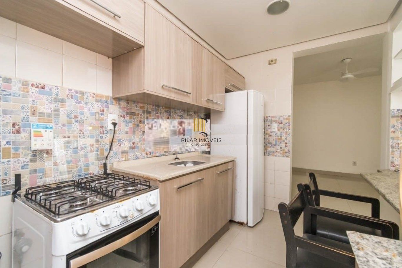 Apartamento de 1 dormitório, com um pequeno pátio no bairro Centro Histórico.