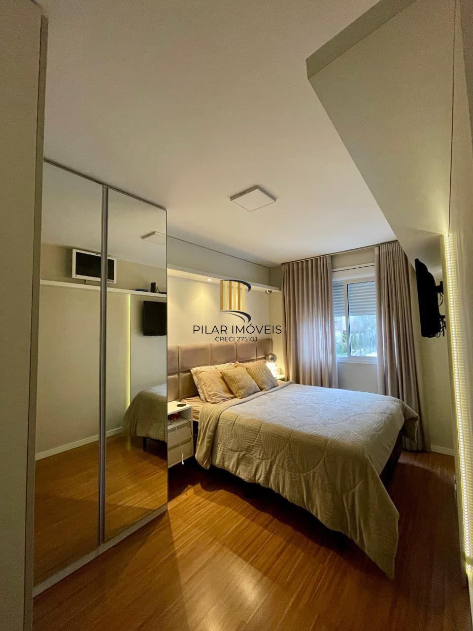 APARTAMENTO MOBILIADO, BAIRRO VILA NOVA - 57M² - 02 QUARTOS, 01 SUÍTE - 01 VAGA DE ESTACIONAMENTO!