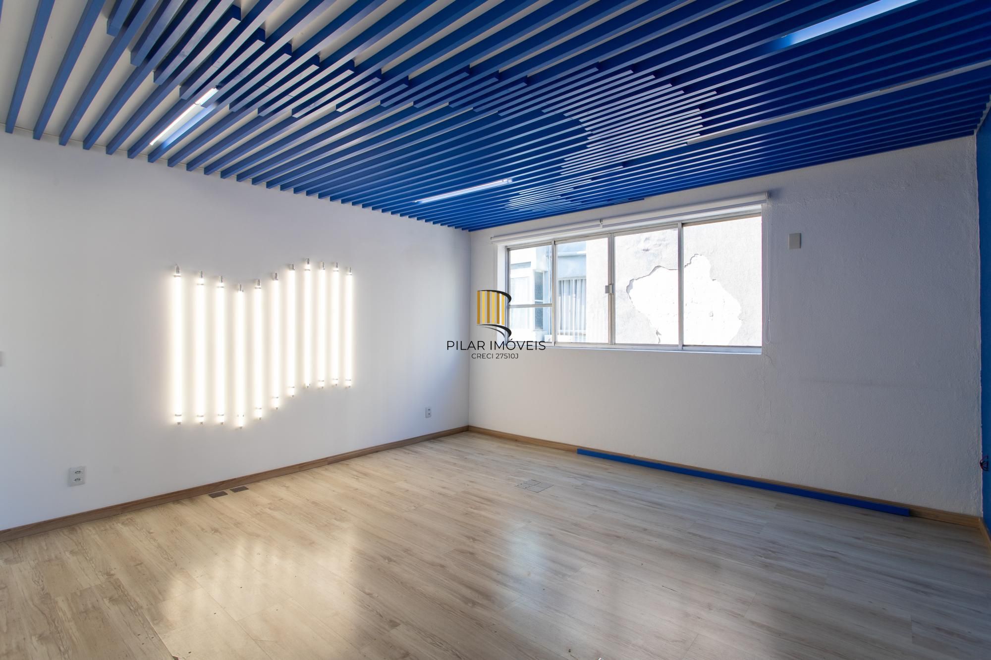 Andar inteiro de 214 m²