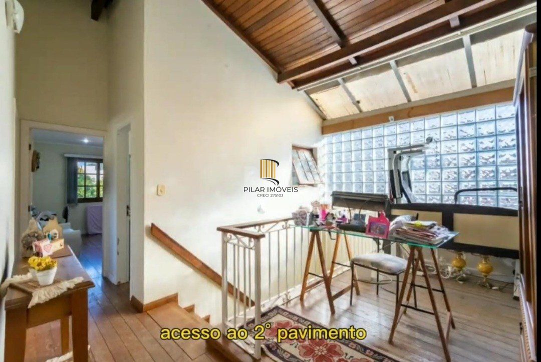 Casa para Venda - 280m², 4 dormitórios, sendo 1 suites, 3 vagas - Jardim Isabel