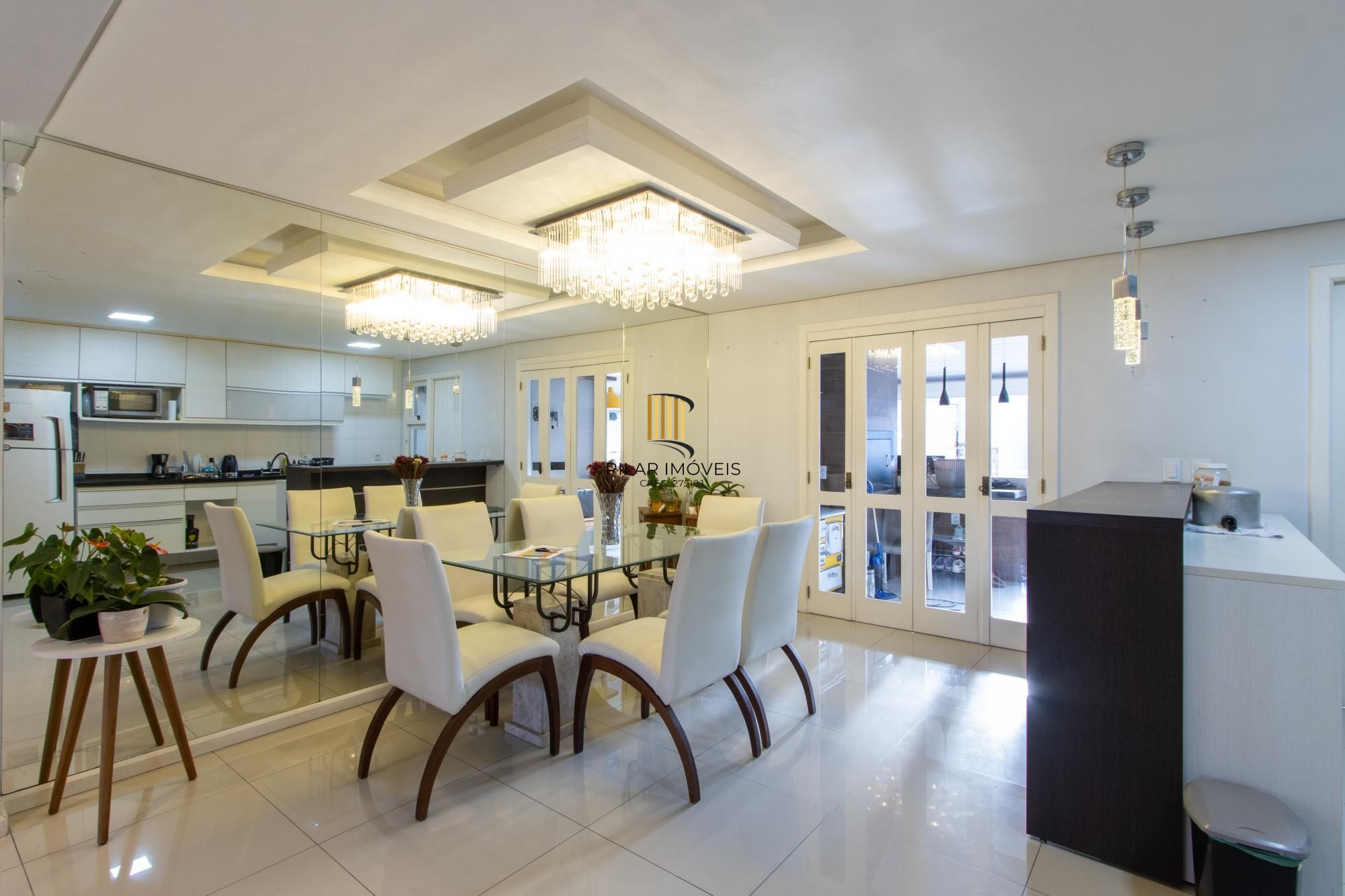 Casa sobrado, 3 quartos, 1 suite, 3 banheiros, 3 vagas em Ipanema