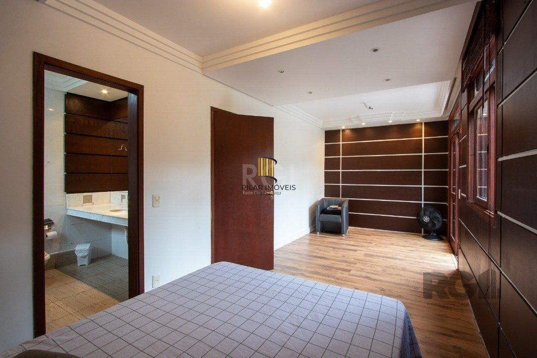 Casa Condominio para Venda - 170m², 3 dormitórios, sendo 1 suites, 2 vagas - Cavalhada