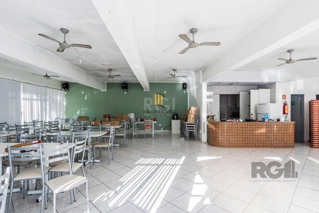 Apartamento 2 quartos, com 1 vaga de garagem, elevador, infra, Bairro Cristal