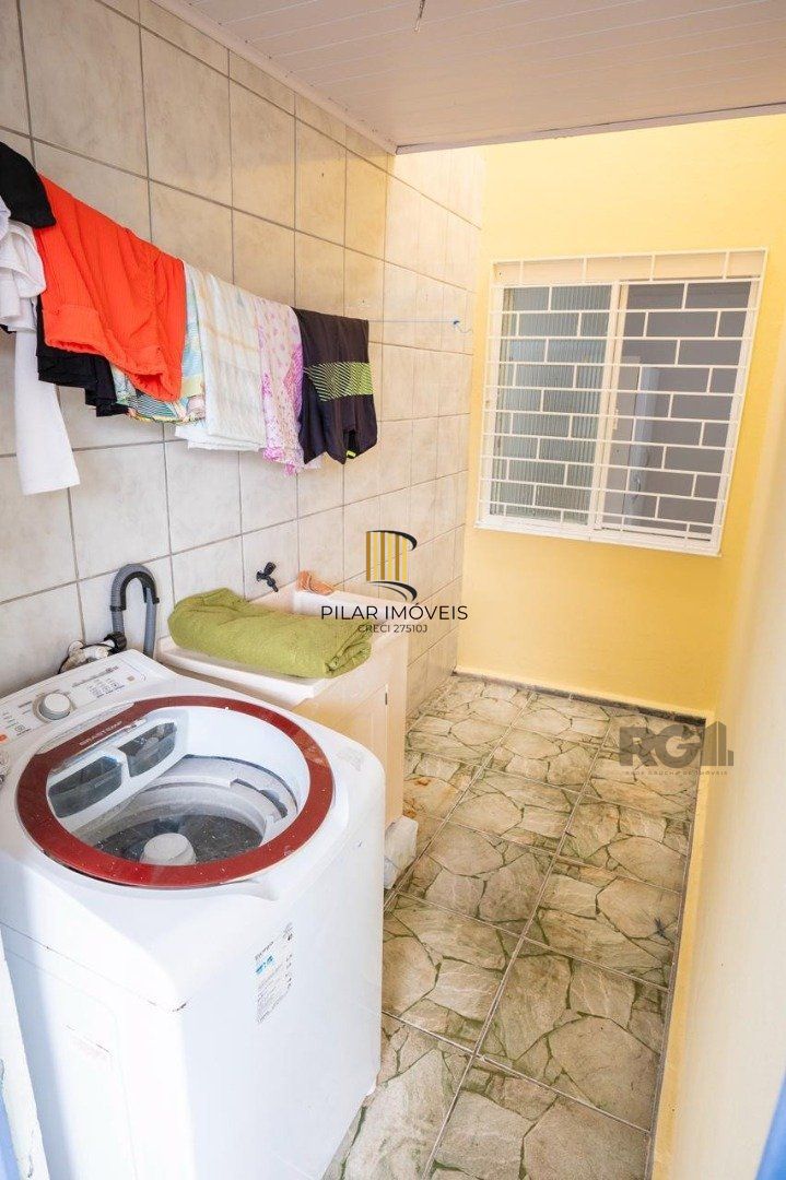 Casa para Venda com 6 dormitórios e 4 vagas no bairro Espirito Santo