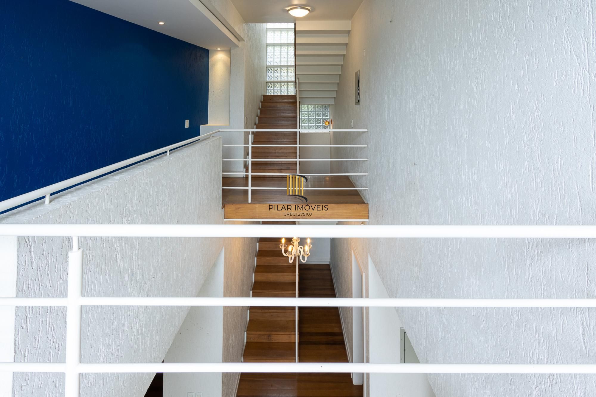 Casa com 4 dormitórios à venda, Jardim Isabel, Porto Alegre