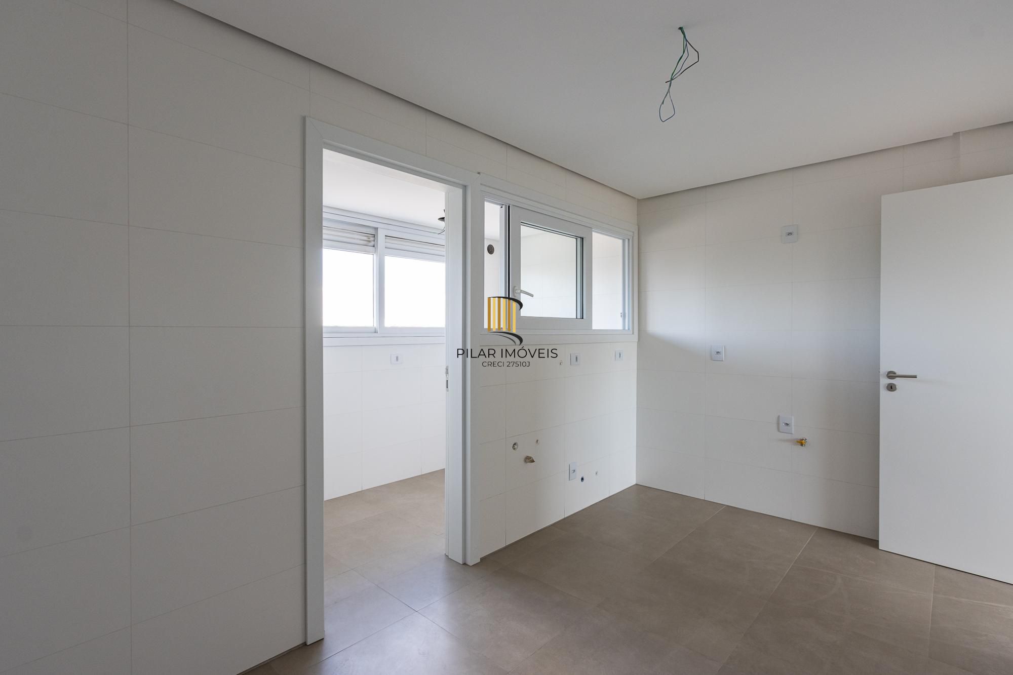 Apartamento de 3 dormitórios, 3 suítes, e 4 vagas, no bairro Jardim Lindoia