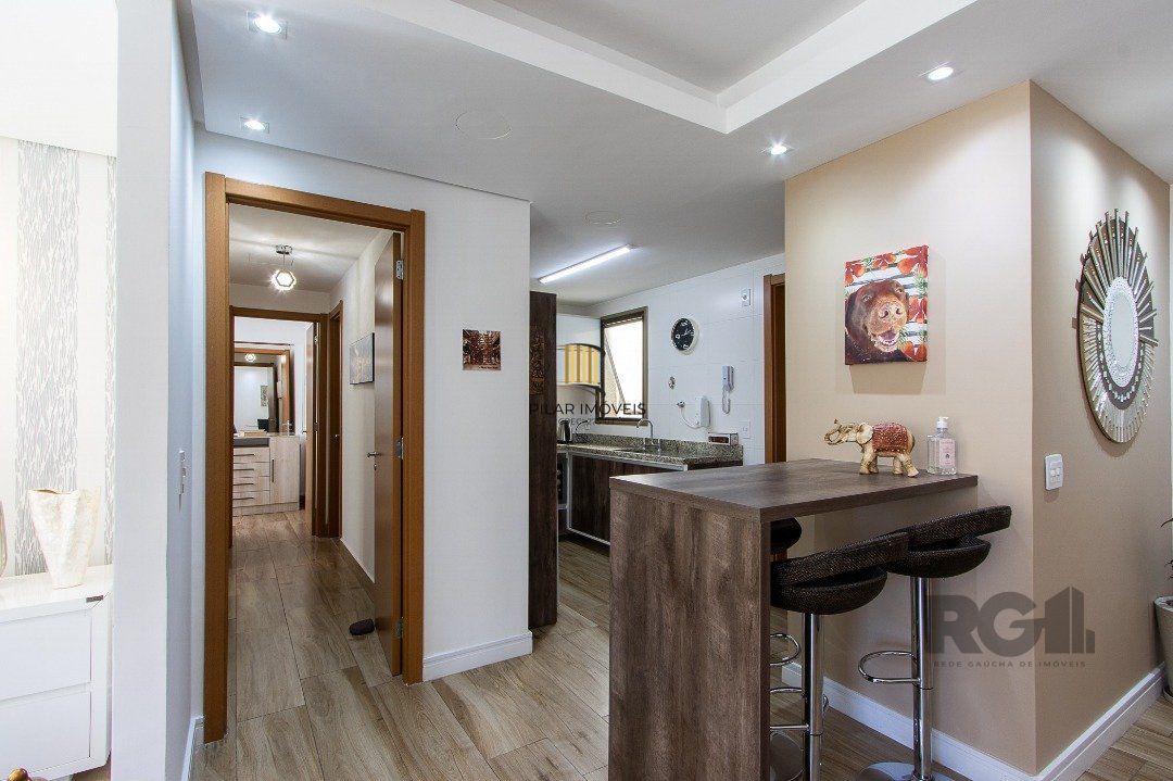 Apartamento 3 dormitórios no bairro Cavalhada