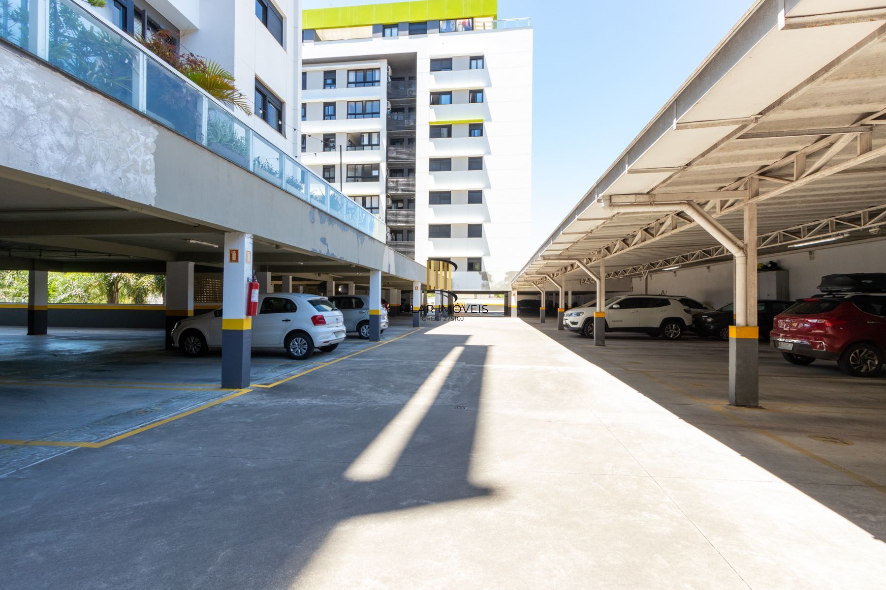 Apartamento com 2 quartos e 65m² à venda em Tristeza, Porto Alegre.