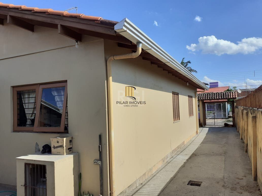 Casa para Venda - 170m², 3 dormitórios, sendo 1 suites, 2 vagas - Feitoria