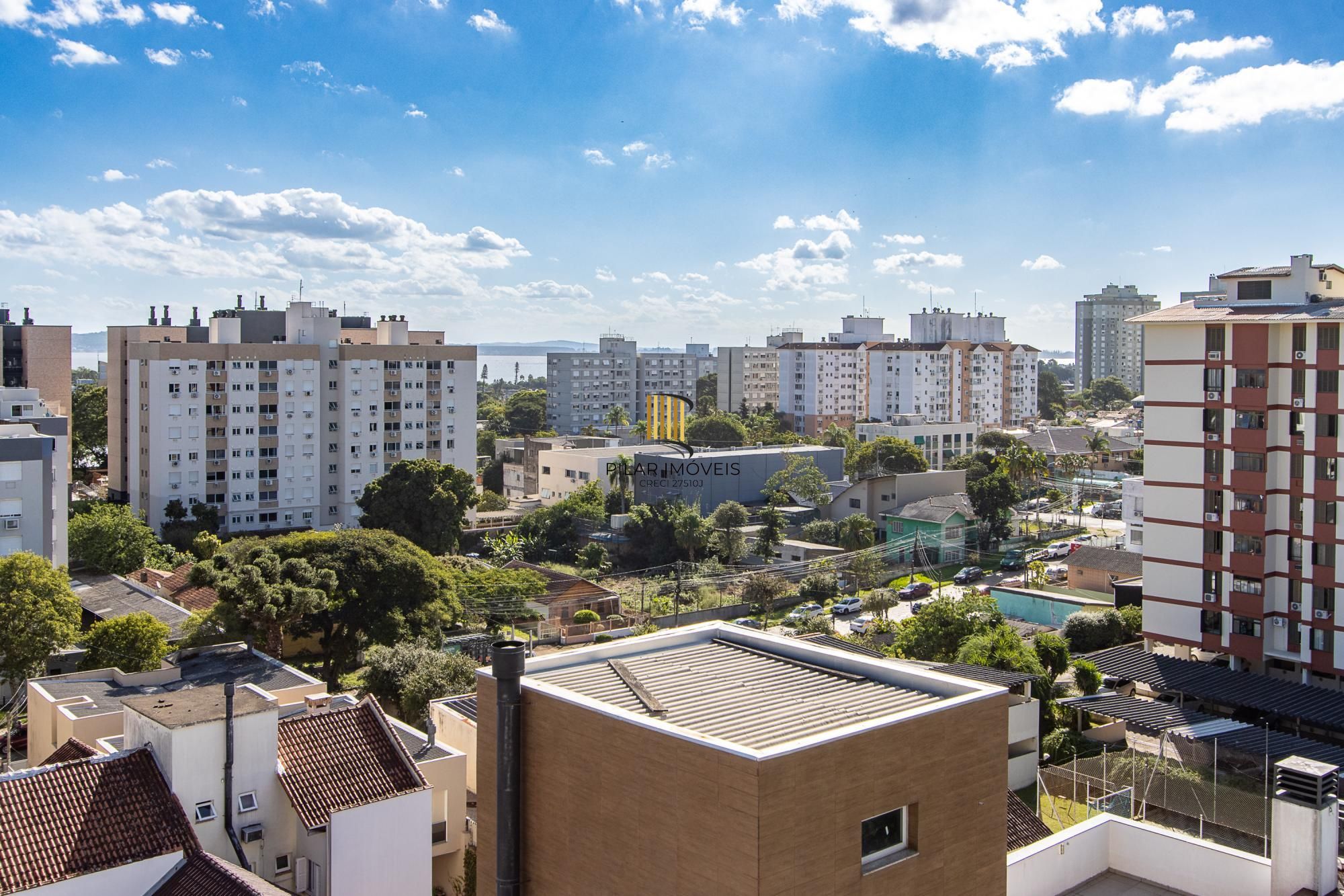 Excelente apartamento de 3 dormitórios, 1 suíte e 2 vagas no bairro Tristeza.