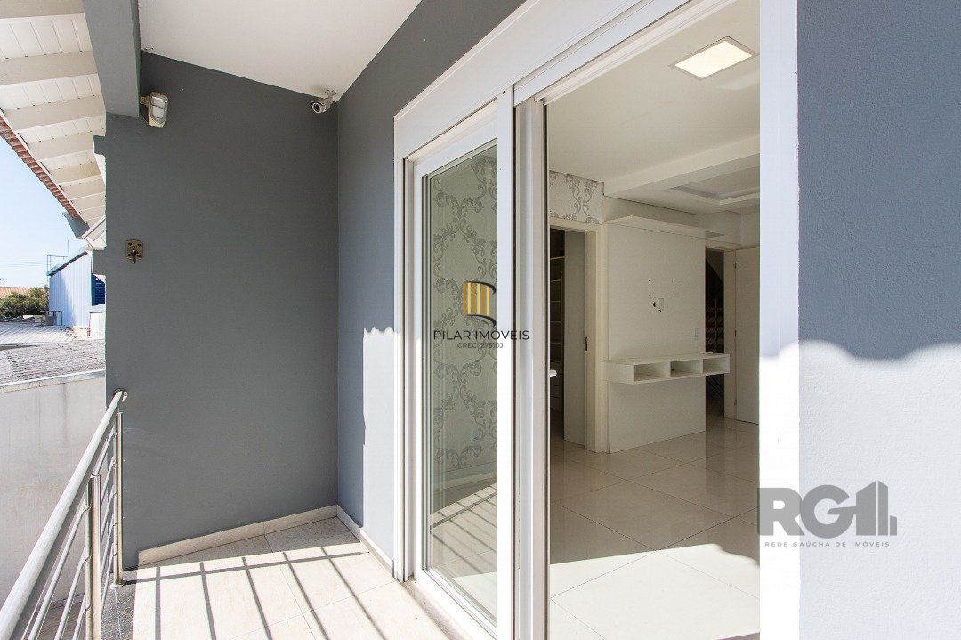 Casa 4 dormitórios no bairro Nonoai