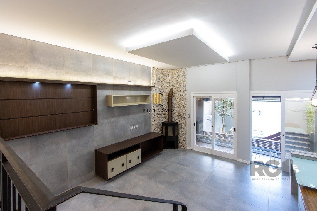 Casa 3 dormitórios à venda Ipanema  - Impecável - Totalmente reformada e mobiliada.