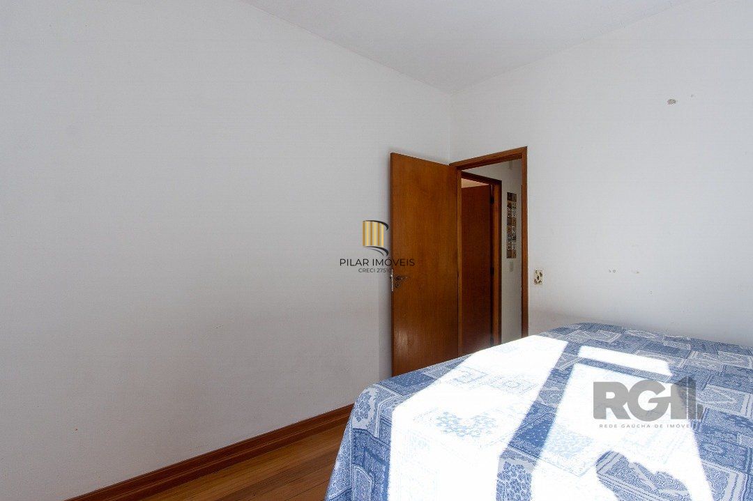 Casa para Venda - 380m², 4 dormitórios, sendo 1 suites, 4 vagas - Vila Assunção