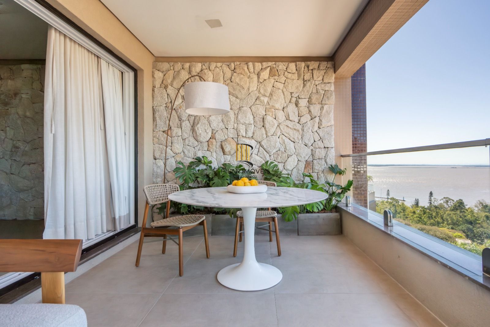 Cobertura para Venda - 483.85m², 3 dormitórios, sendo 3 suites, 4 vagas - Vila Assunção