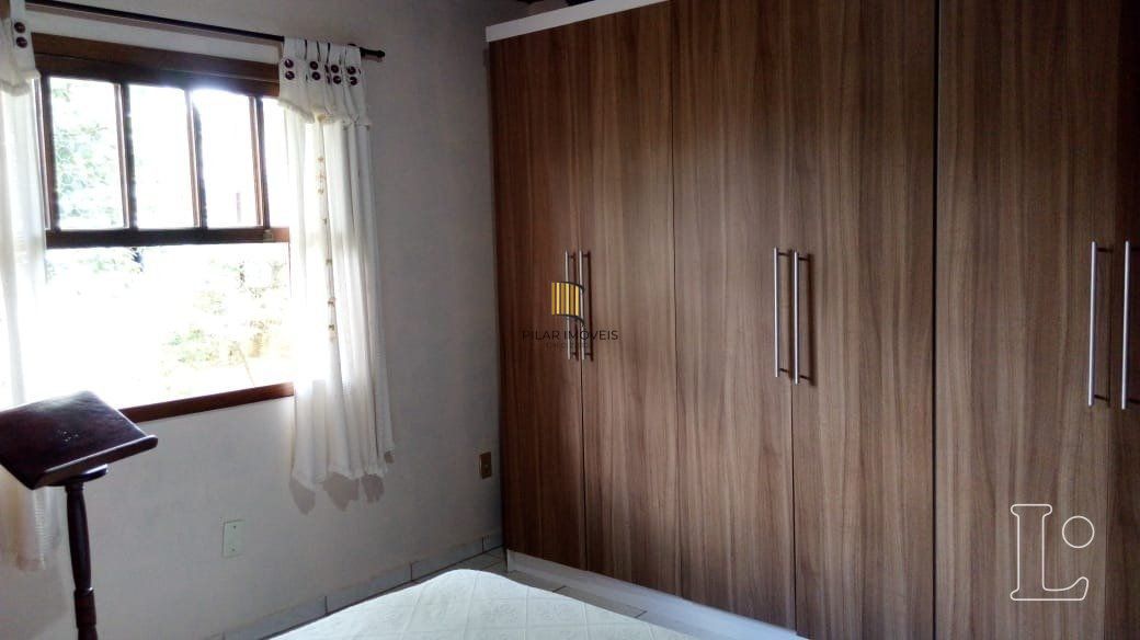 Casa para Venda - 223.57m², 2 dormitórios, 3 vagas - Centro