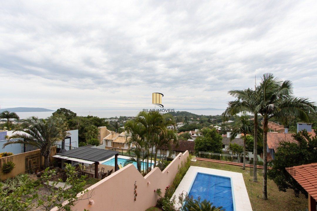 Casa para Venda com 4 dormitórios, sendo 2 suites e 4 vagas no bairro Jardim Isabel