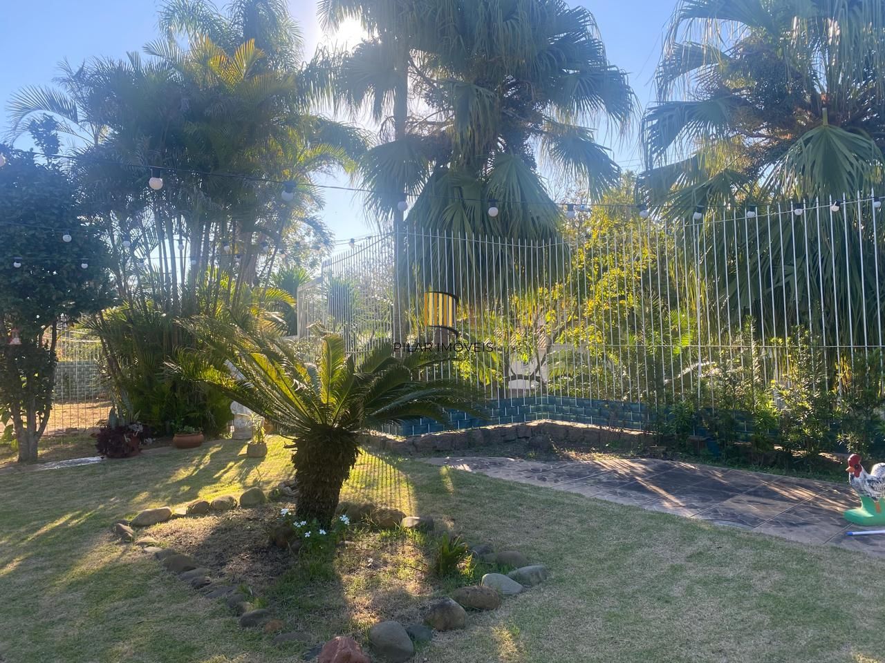 Casa 4 dormitórios no bairro Ipanema