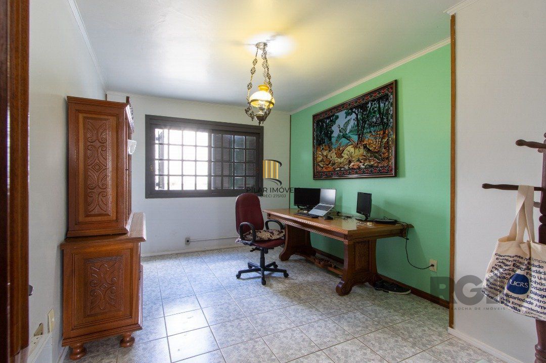 Casa 3 dormitórios no bairro Nonoai