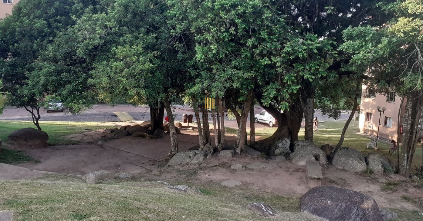 Apartamento 2 dormitórios no bairro Lomba do Pinheiro