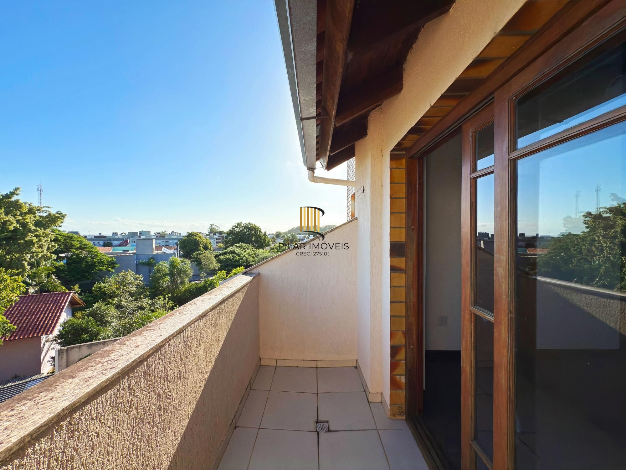 Casa em condomínio 3 dormitórios (2 suites), 3 vagas - Bairro Jardim Isabel