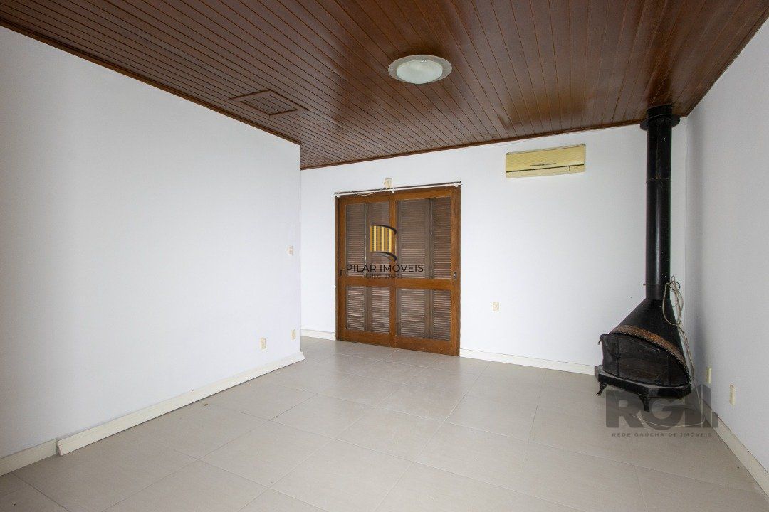 Casa de 3 dormitórios no Jardim Isabel com vista para o Guaíba.