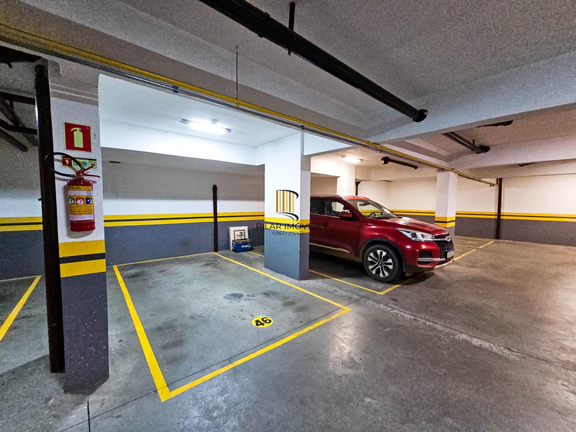 Apartamento Impecável no Petrópolis - 2 D (1 Suíte)