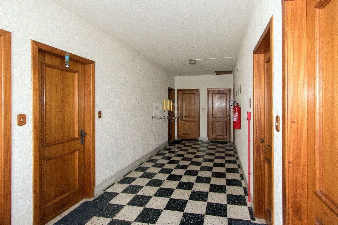 Apartamento para Venda - 132m², 3 dormitórios, 1 vaga - Glória