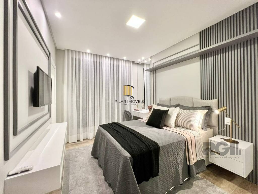 Casa térrea no Condomínio Velas da Marina com 4 suítes, piscina e 243m² privativos