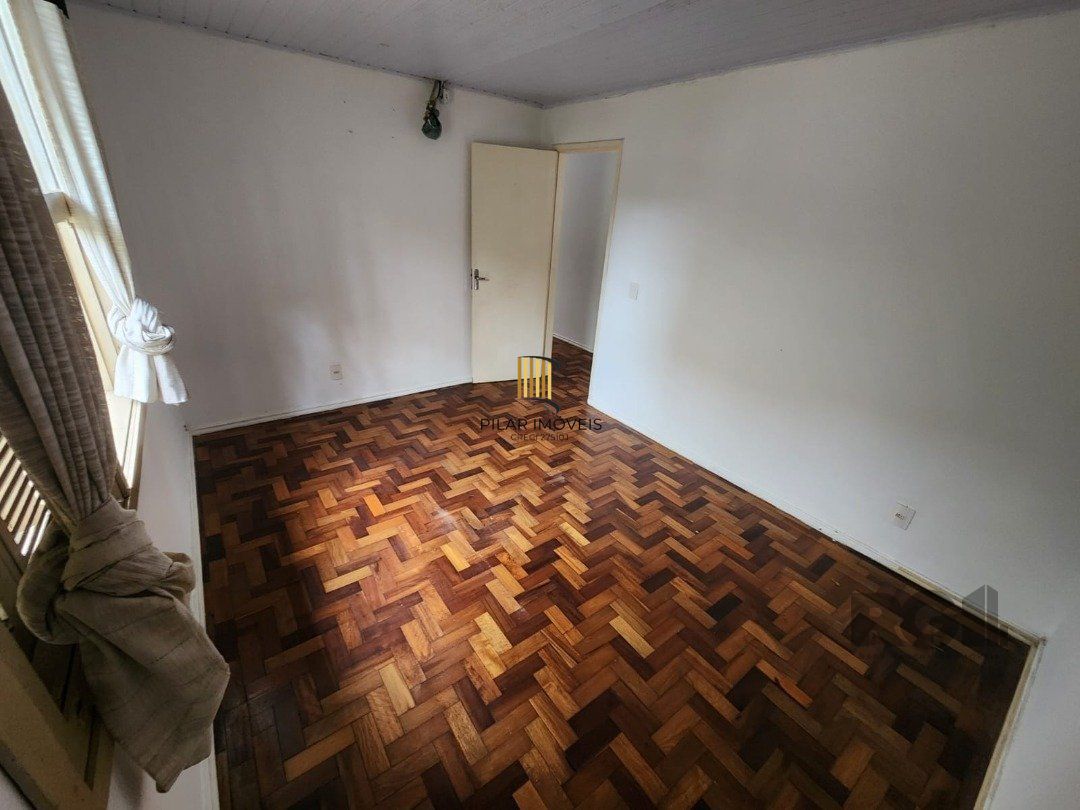 Casa de Condomínio 3 dormitórios no bairro Cristal