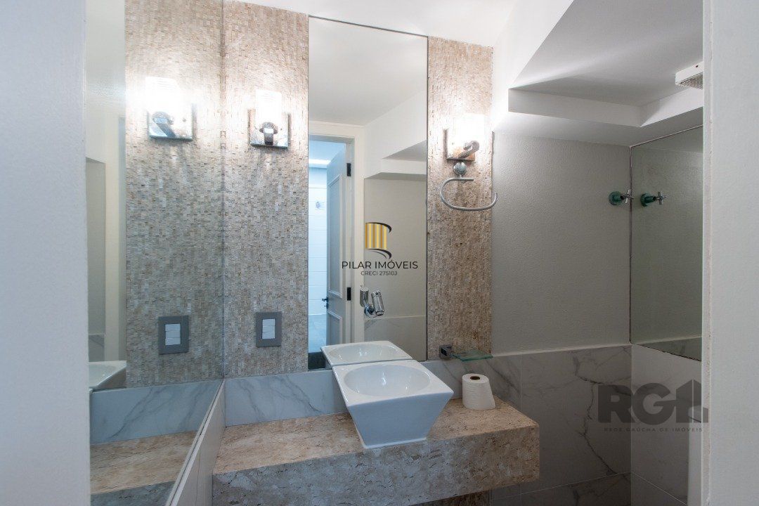Casa 3 dormitórios à venda Ipanema  - Impecável - Totalmente reformada e mobiliada.
