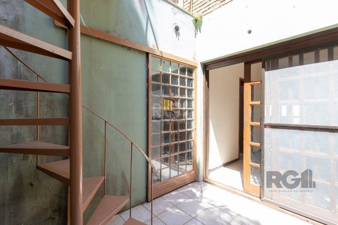 Casa em condomínio fechado para venda no bairro Jardim Isabel, com aproximadamente 197m² de área privativa,.