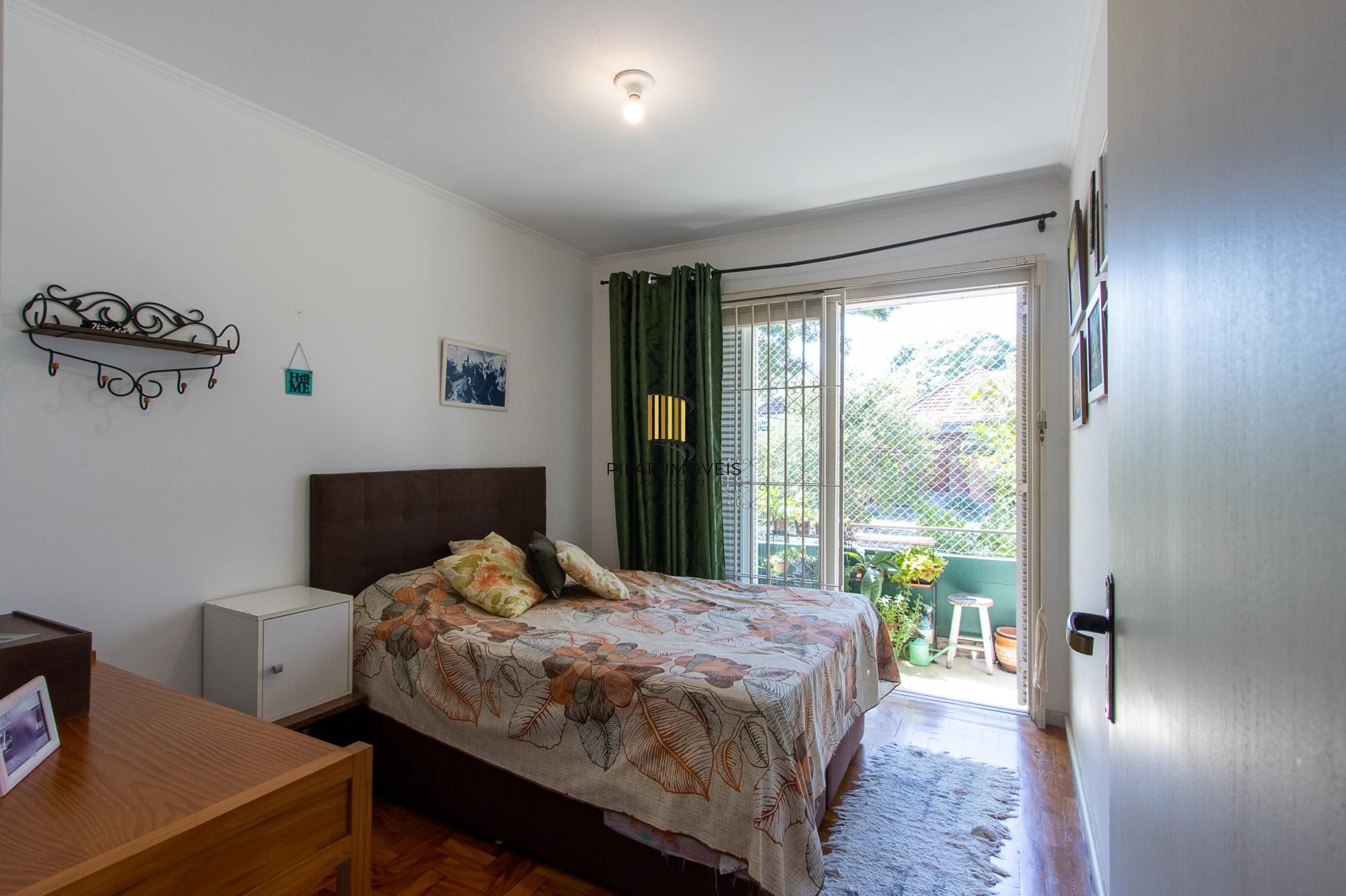 APARTAMENTO REFORMADO, 3 DORMITÓRIOS 129M² PRIVATIVOS, 1 VAGA, ELEVADOR - BAIRRO SANTA CECILIA