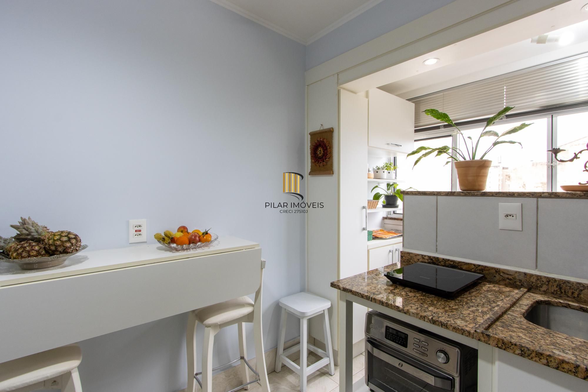 Apartamento 2 Dormitório(s) Bairro Cristal